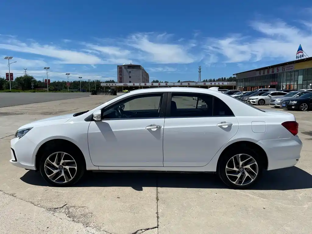 BYD Qin New Energy 2018 2018 Qin EV450 Smart Connected Premium Edition