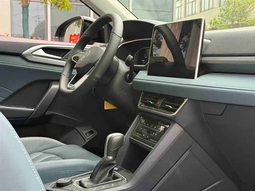 Volkswagen Tharu 2023 330TSI 4WD Moon Premium Edition фото 14