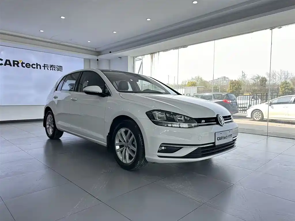 Volkswagen Golf 2019 280TSI DSG Comfort China VI фото 2
