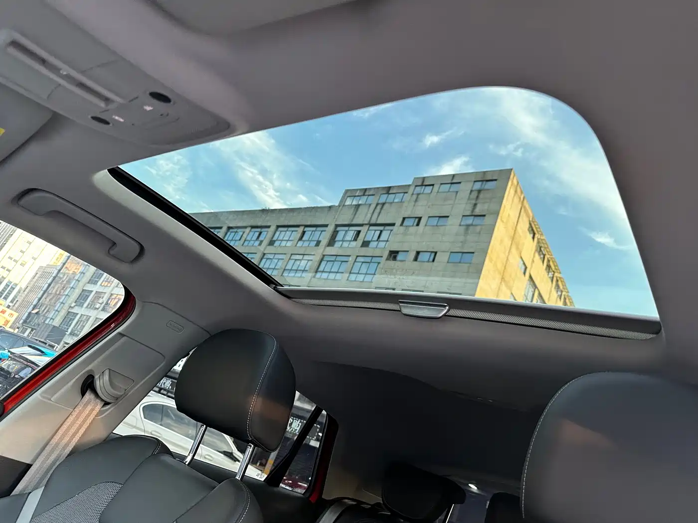 Audi Q2L 2021 Model 35 TFSI Fashion Dynamic фото 9