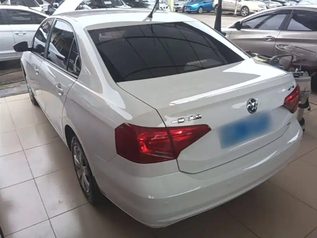 Volkswagen Jetta 2017 1.5L Automatic Fashion фото 5
