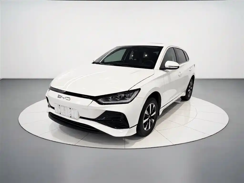 BYD E2