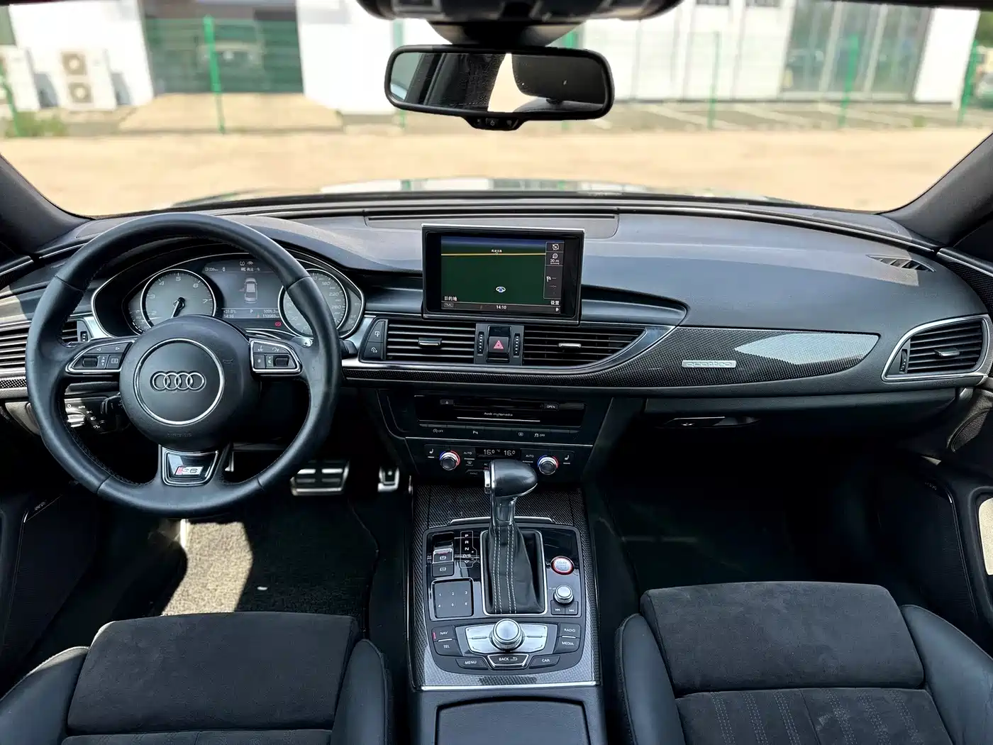 Audi S6 2013 S6 4.0TFSI фото 14