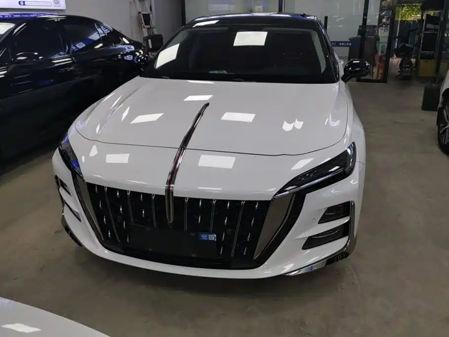 2025 Hongqi H6