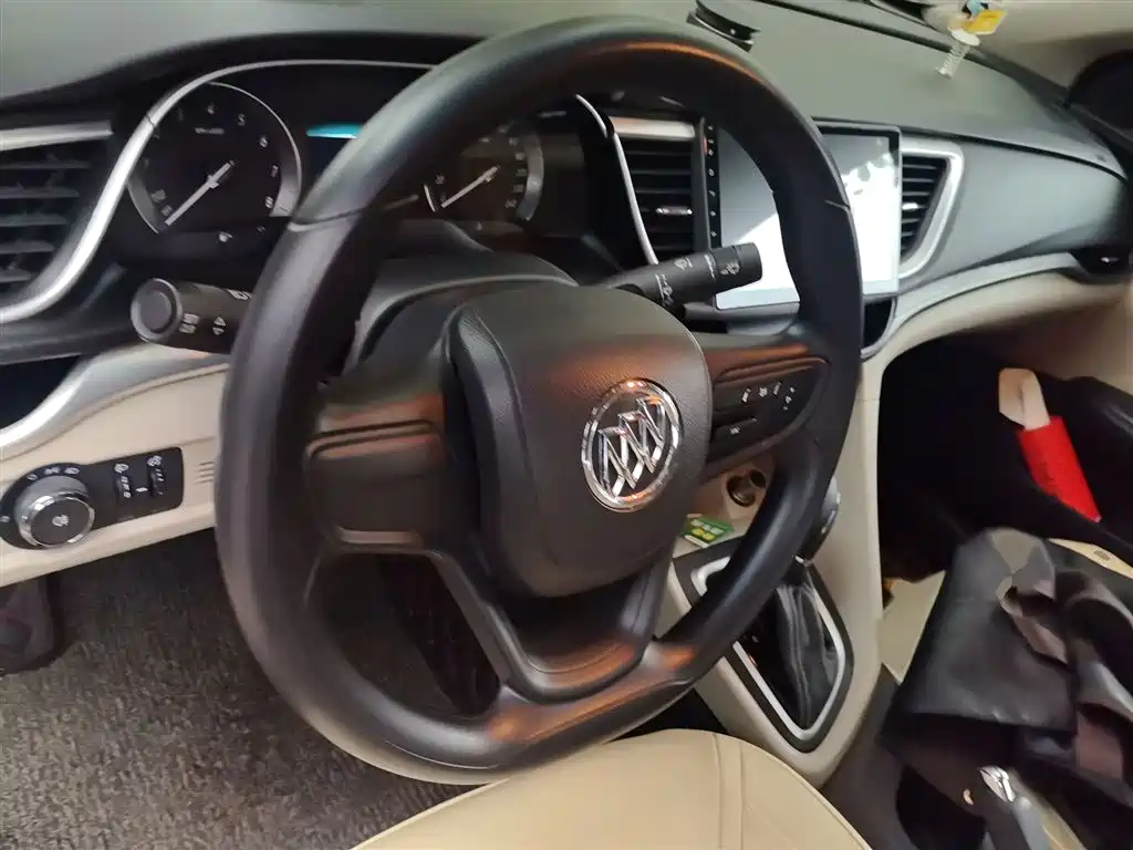 Buick Excelle 2017 15N Automatic Elite фото 3