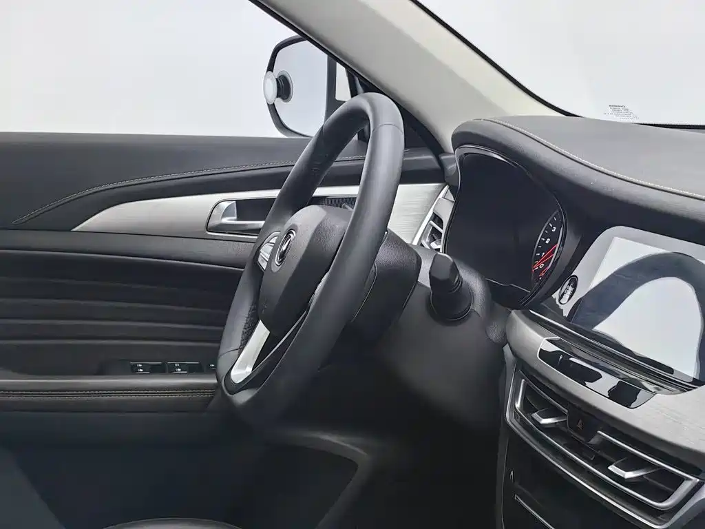 Фото 22 - Changan CS35 PLUS