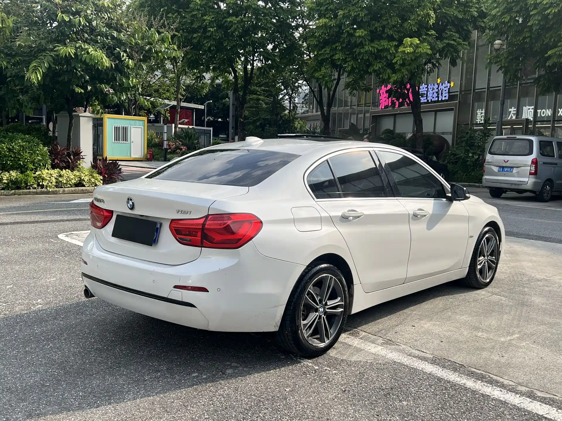 Фото 4 - BMW 1 Series