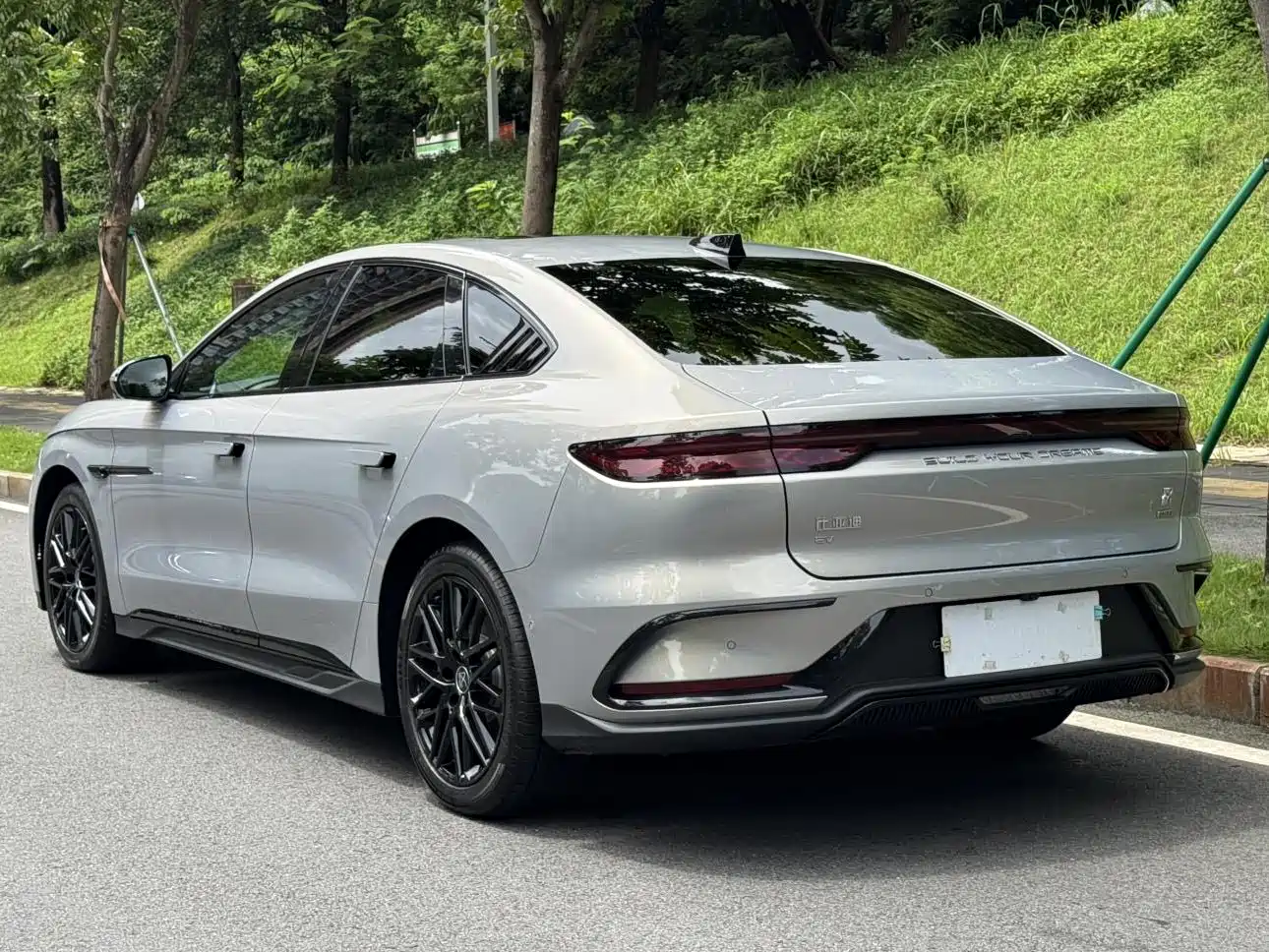 BYD Han 2026 2026 EV Intelligent Driving Edition 635KM LiDAR Flagship