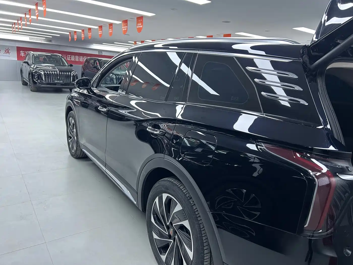 Hongqi HONGQI HS7 PHEV