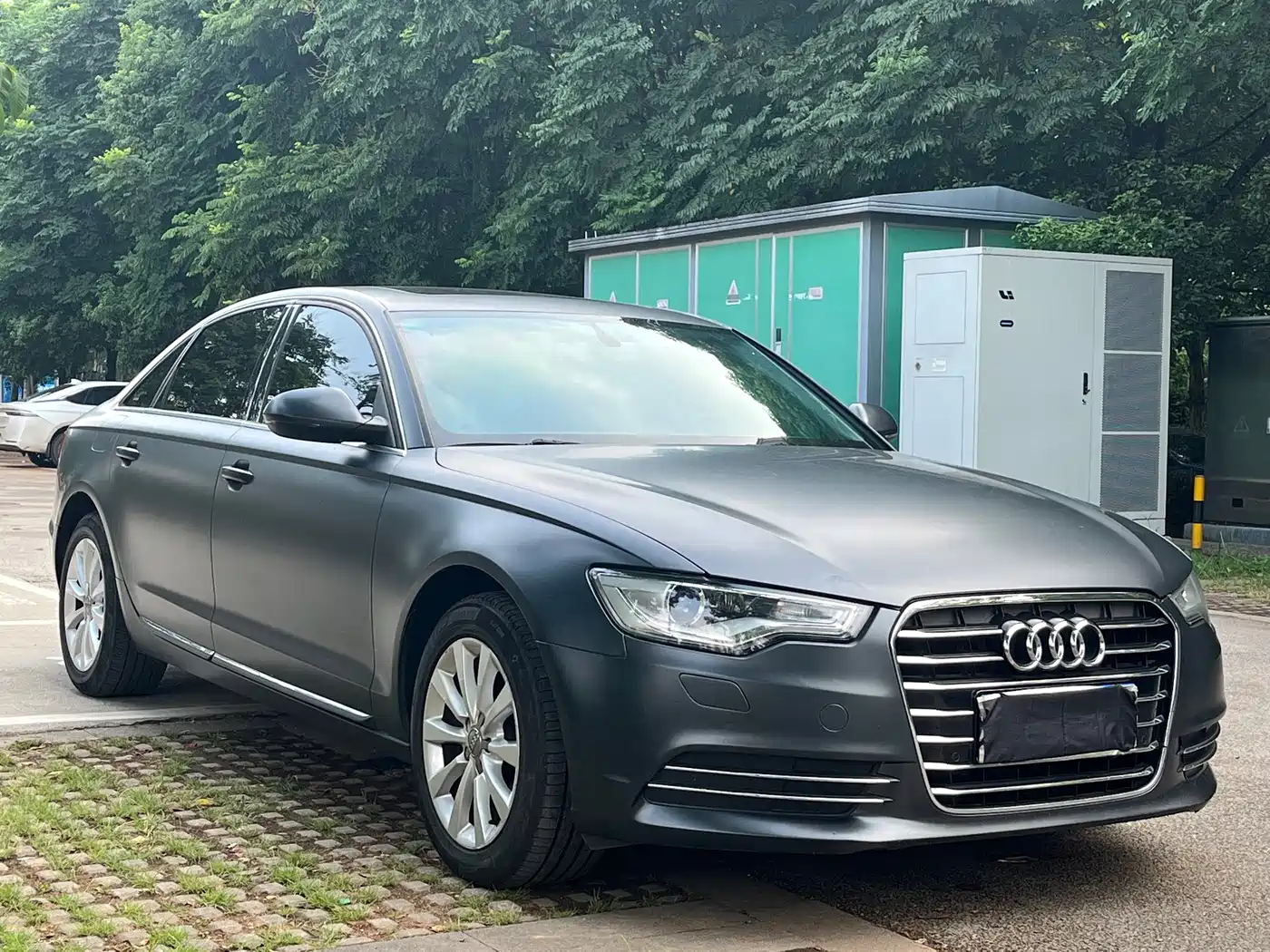 Photo 3 - Audi A6L