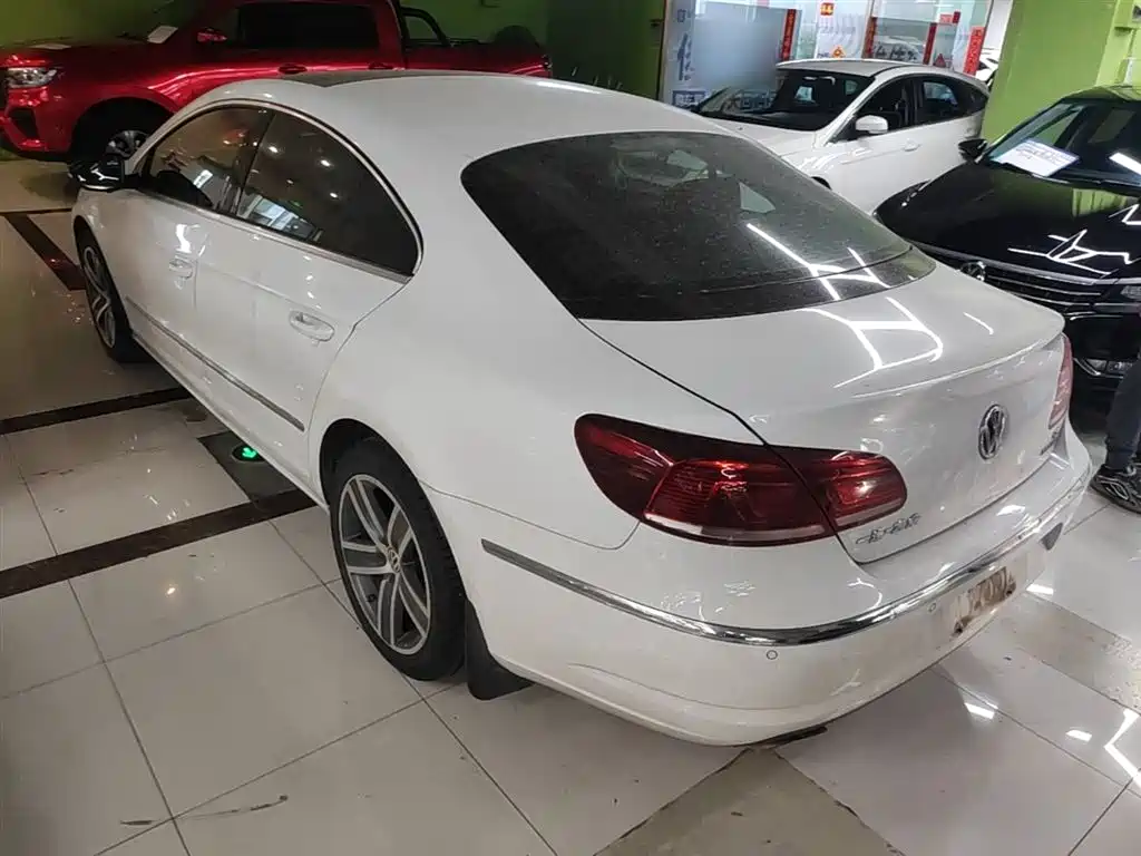 Volkswagen FAW-Volkswagen CC 2016 Model 1.8TSI Premium фото 5