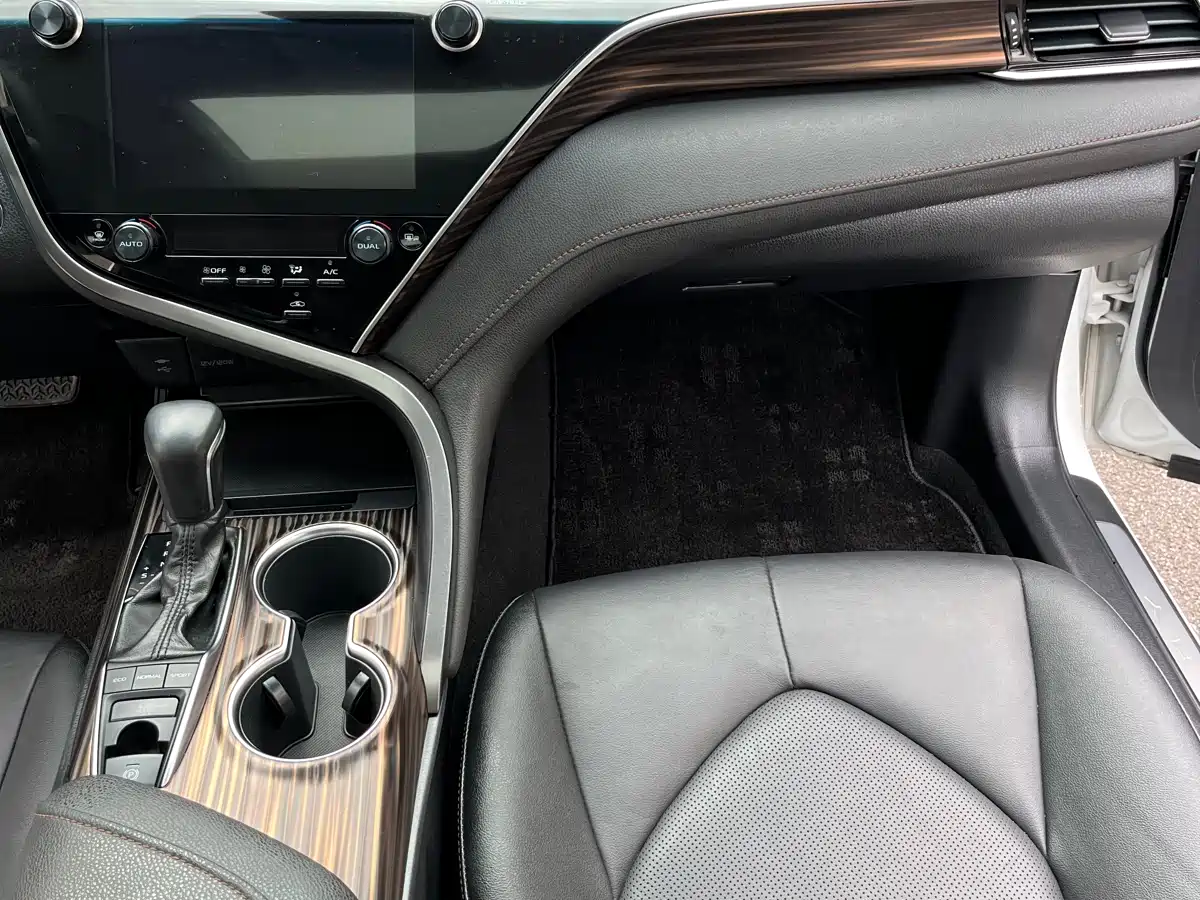 Toyota Camry 2019 2.5G Luxury (China V) фото 8