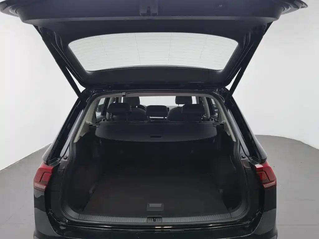Volkswagen Tiguan, миниатюра 16