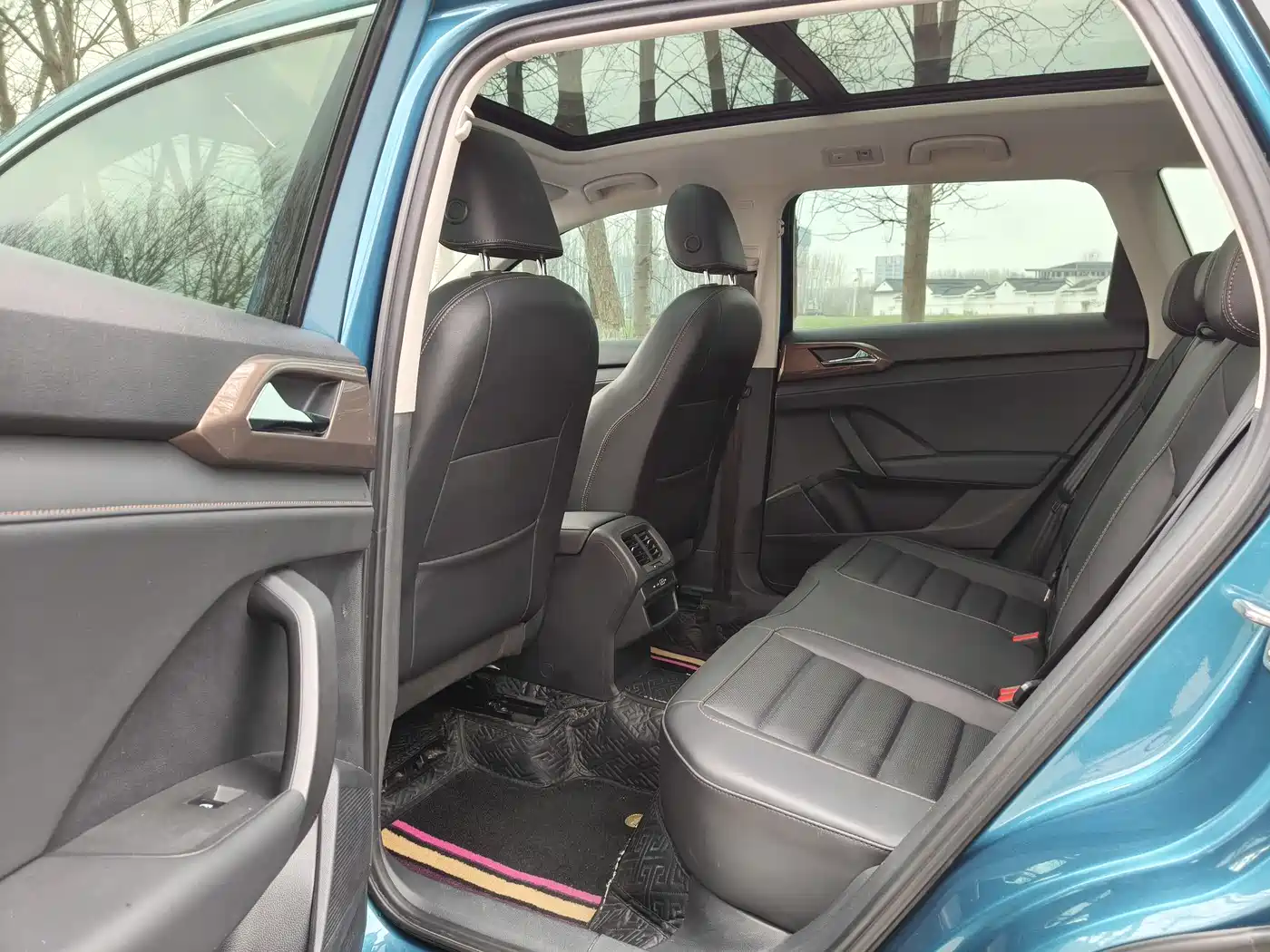 Volkswagen Tharu 2021 280TSI 2WD Luxury Plus фото 10