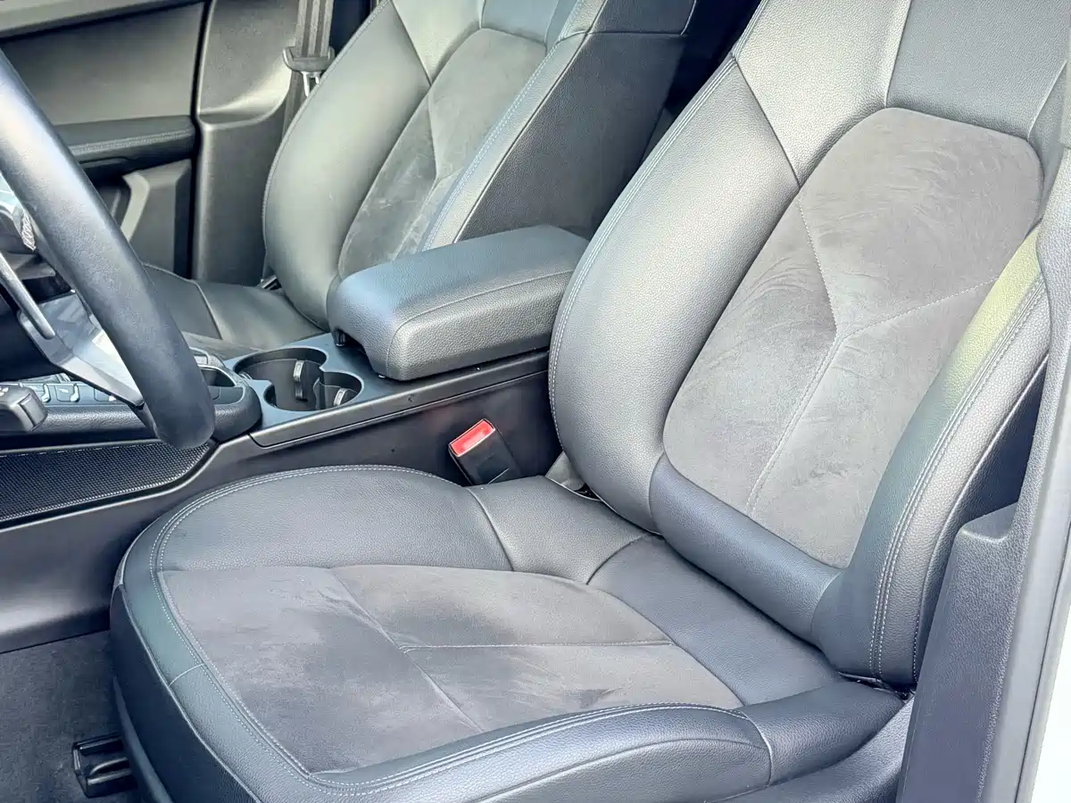 Porsche Macan 2018 Macan 2.0T фото 10