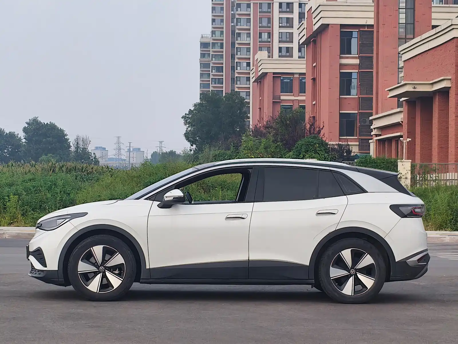 Photo 4 - Volkswagen ID.4 X