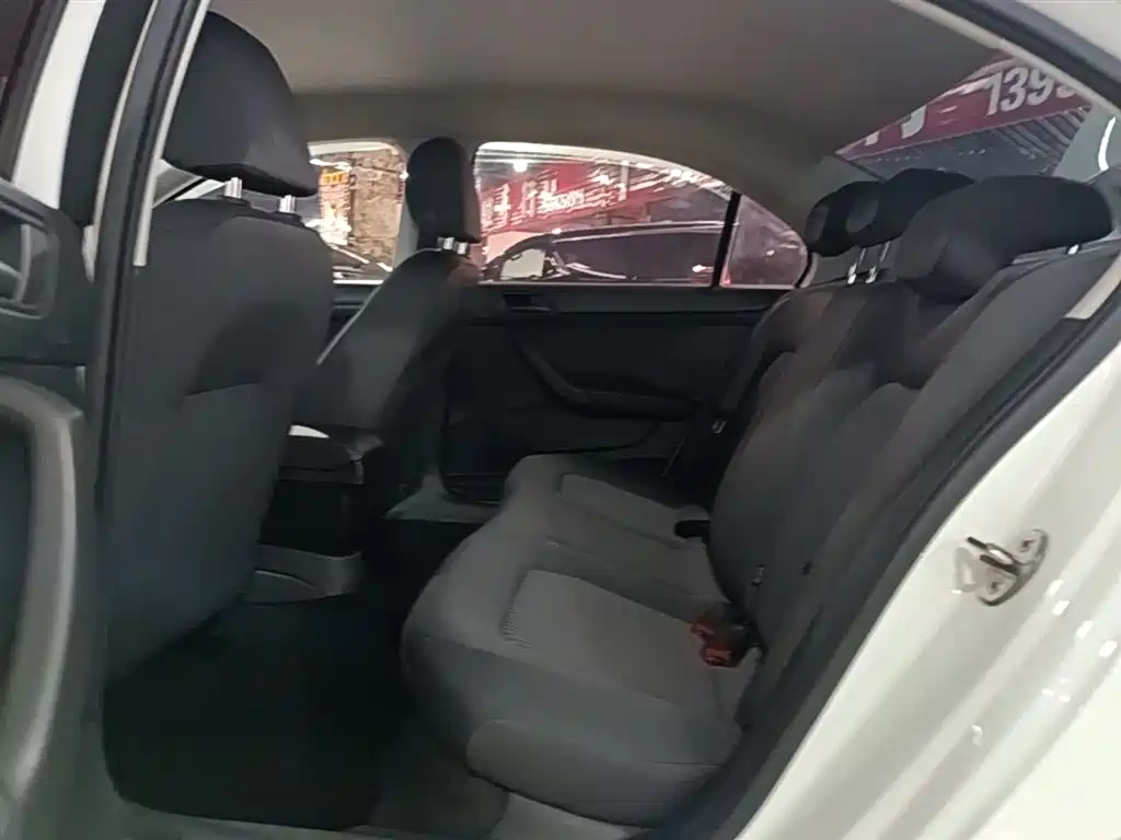 Volkswagen Santana 2018 1.5L Manual Trend Edition фото 17