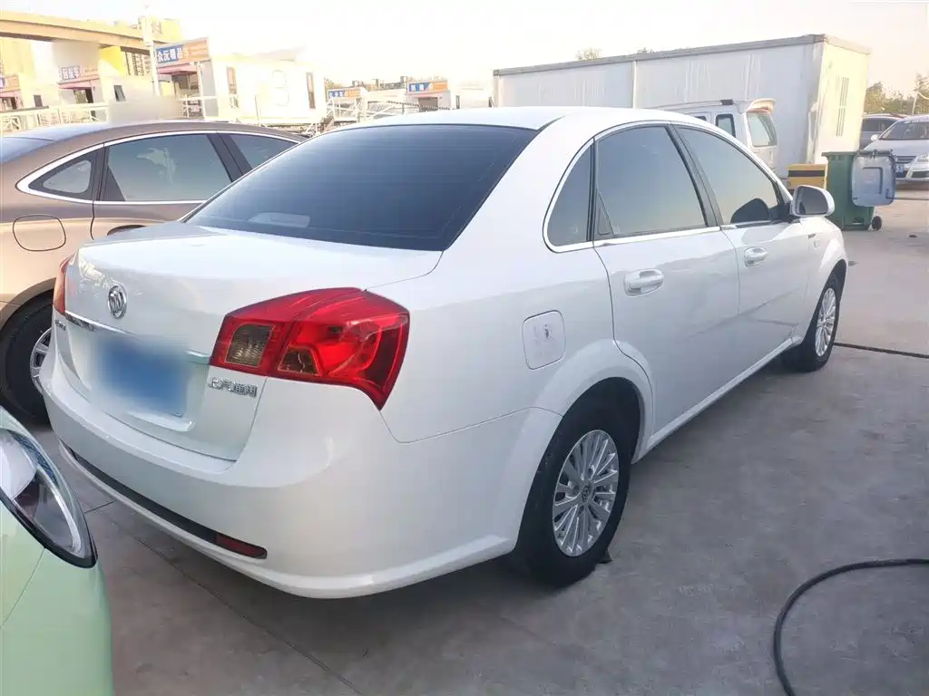 Buick Excelle 2015 1.5L Automatic Classic фото 7