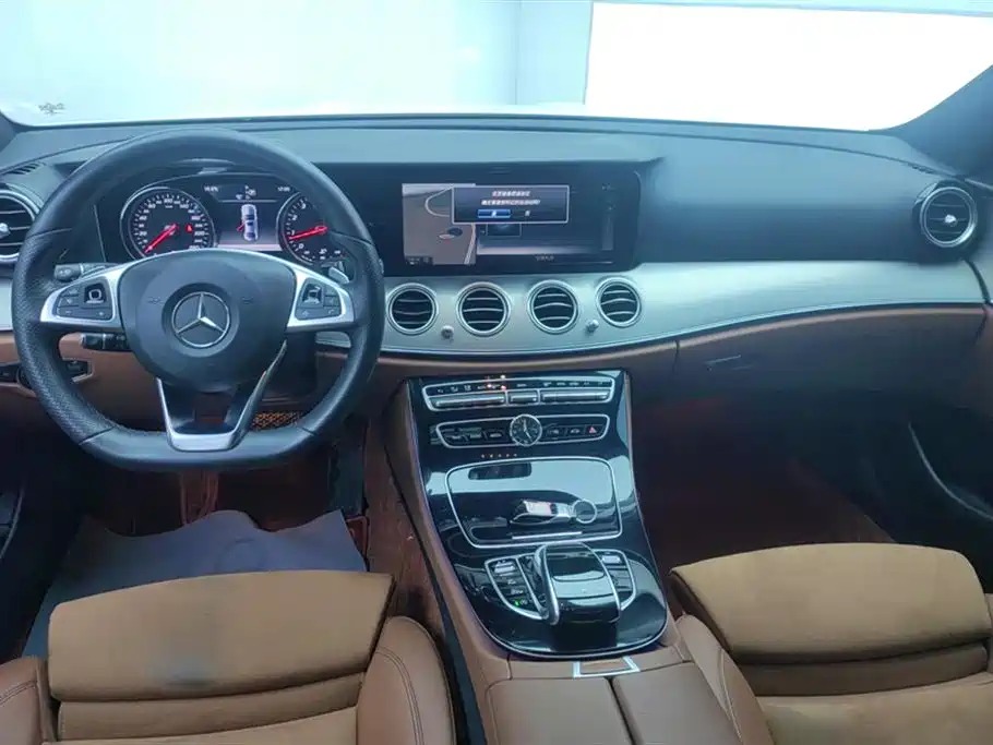 Mercedes-Benz E-Class 2017 E 200 Sport фото 12