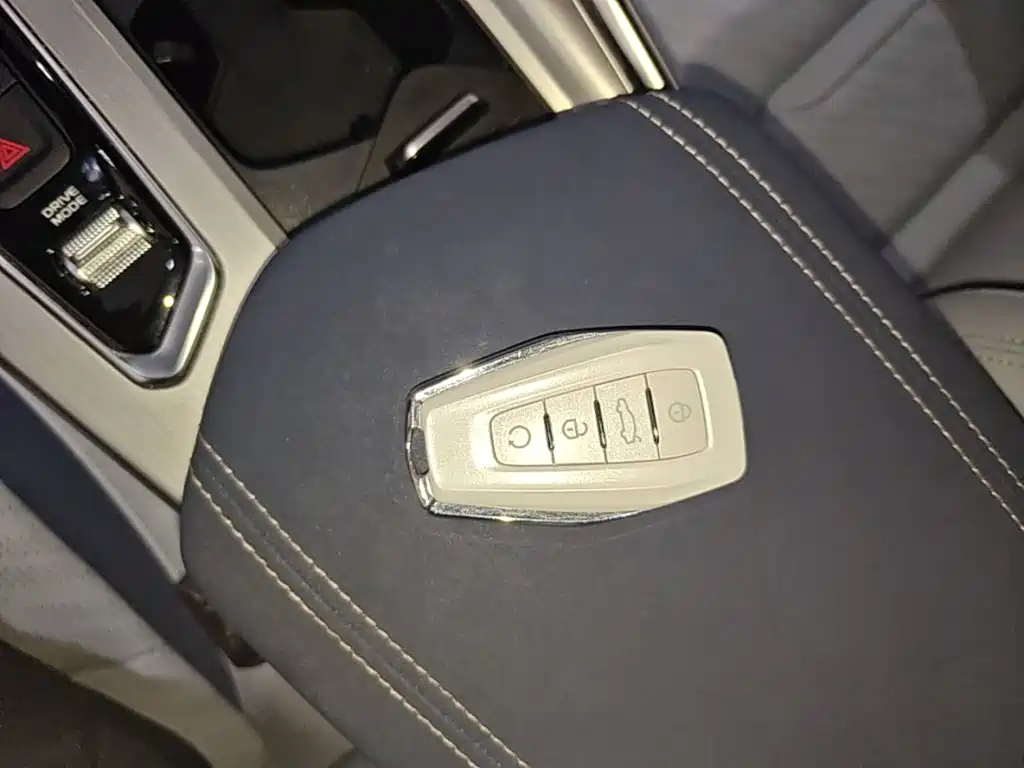 Фото 9 - Geely Preface