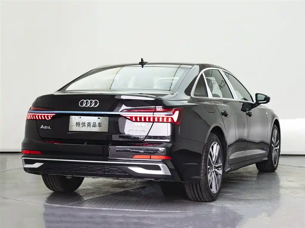 Audi A6L 2026 Model Year 40 TFSI Luxury Dynamic фото 4