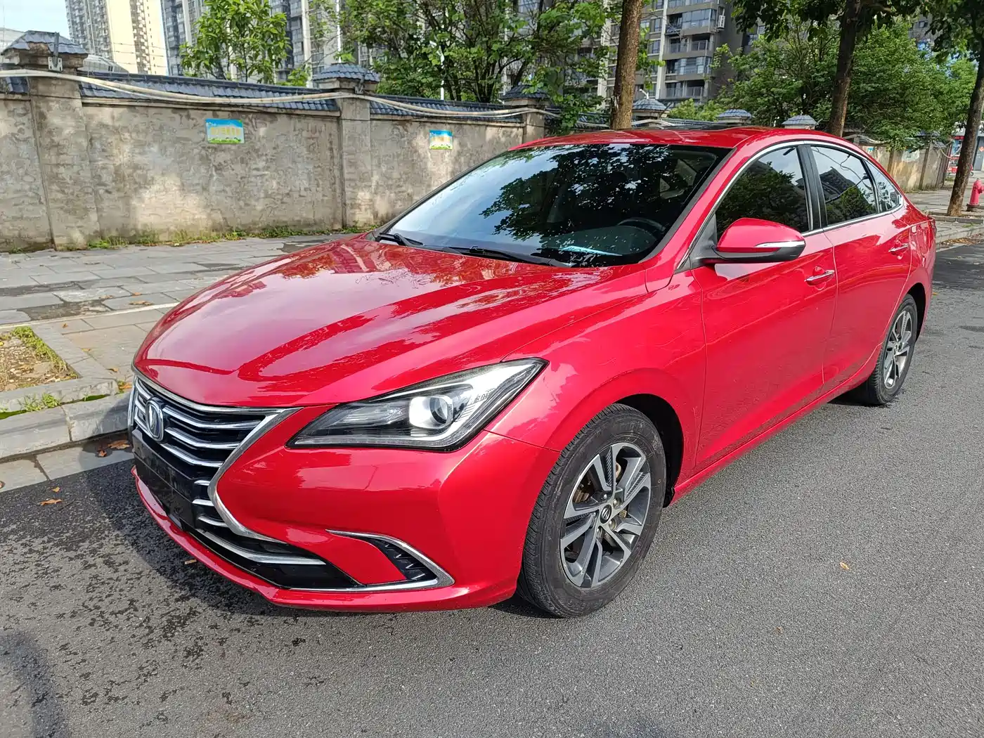 Photo 1 - Changan Eado
