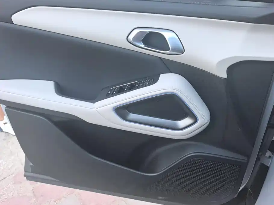 BYD Yuan UP 2026 2025 Smart Drive Edition 401KM Vitality Version