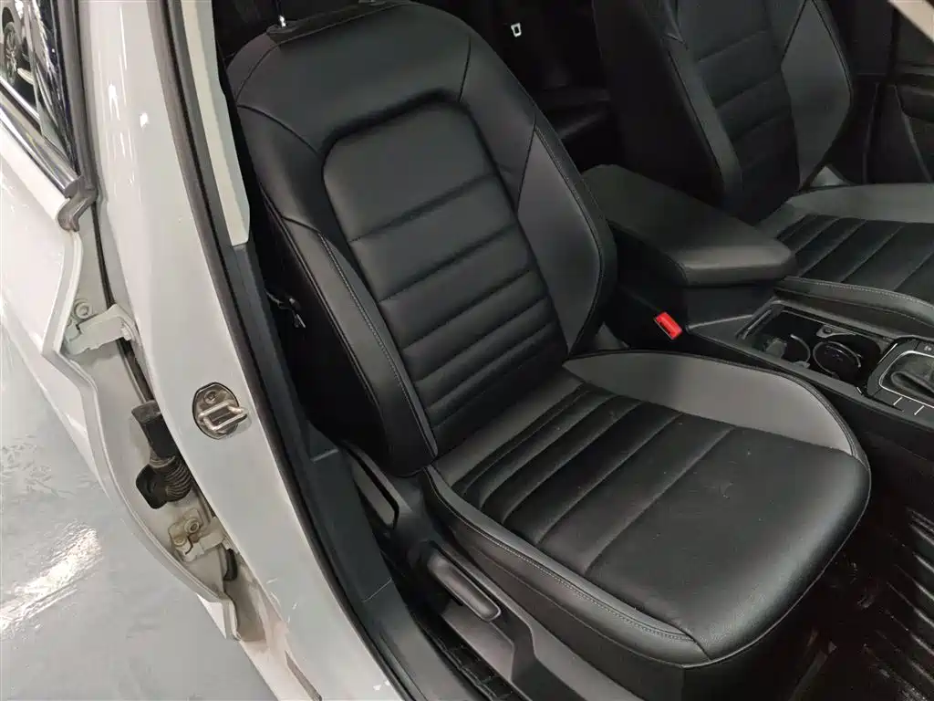 Volkswagen Sagitar 2021 280TSI DSG Comfort Smart Connect Edition фото 25
