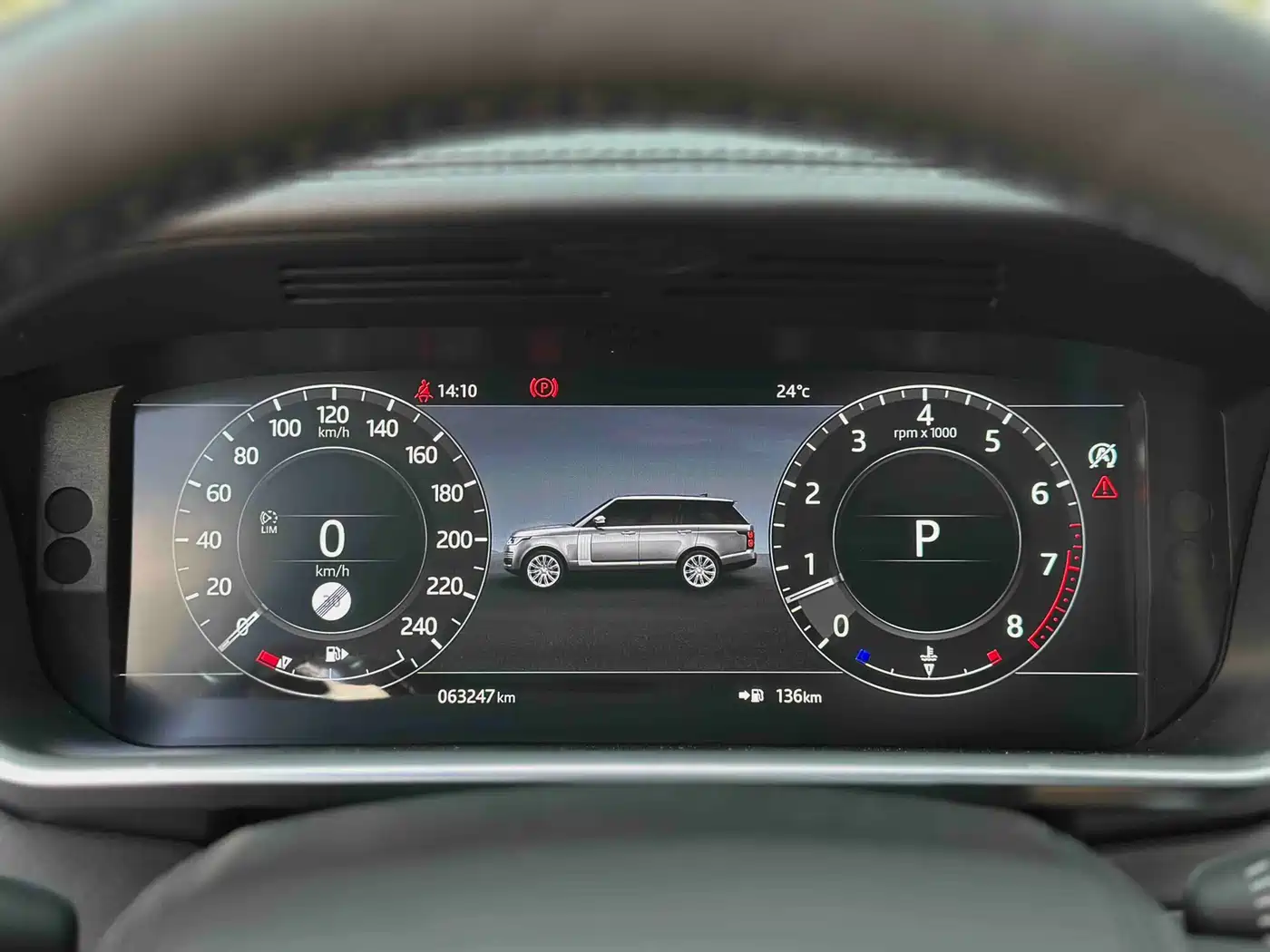 Land Rover Range Rover 2021 3.0 L6 Heritage Extended Classic Edition фото 30