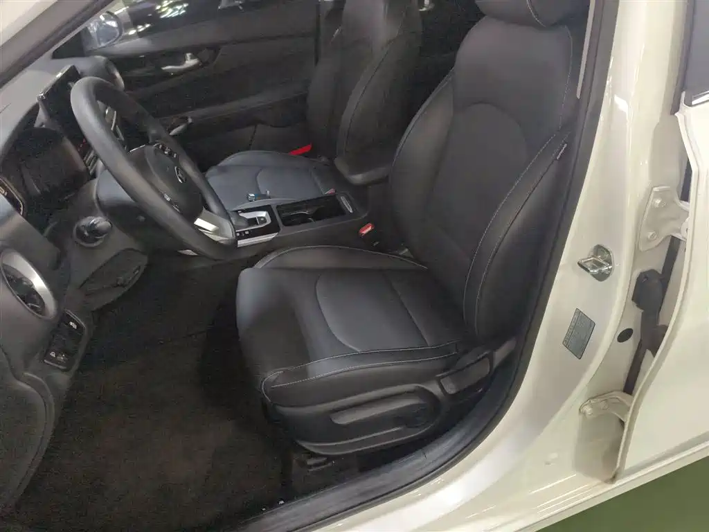Kia K3 2019 1.5L CVT Smart Connect Edition фото 11