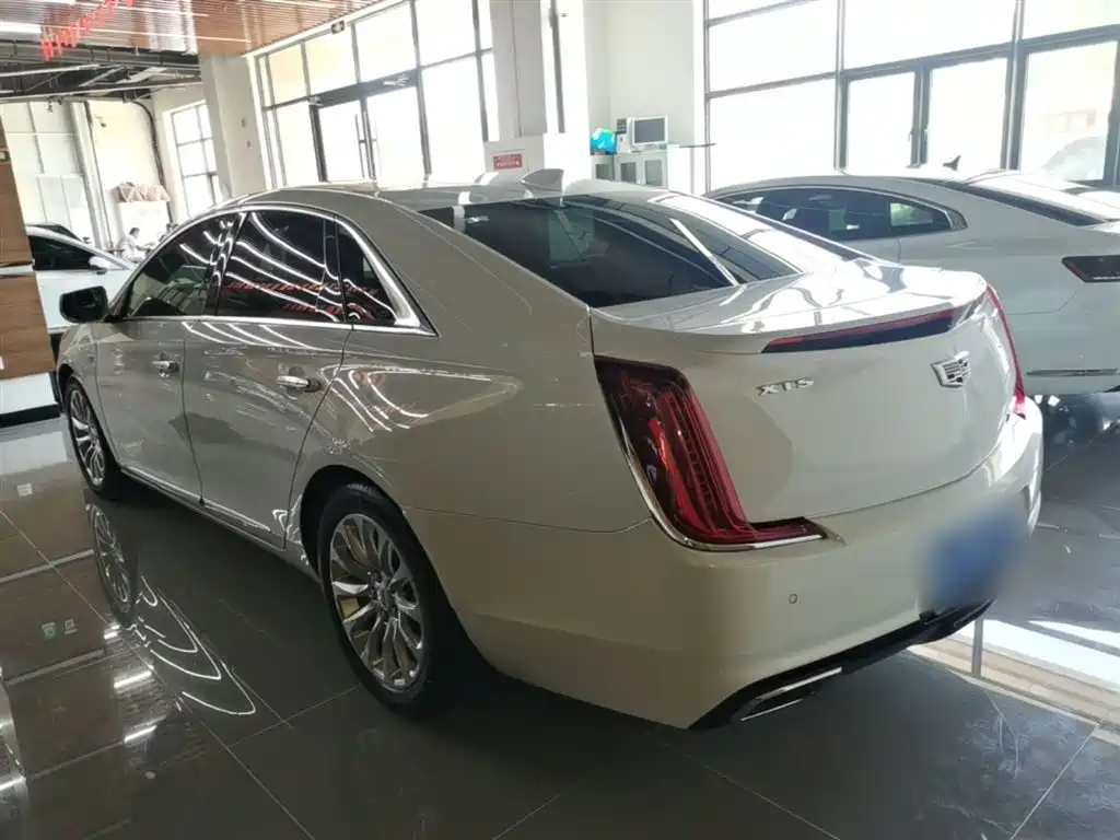 Cadillac XTS 2018 28T Elite фото 5