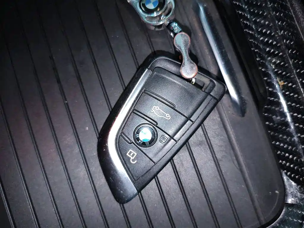 BMW 1 Series 2017 118i Sport фото 11