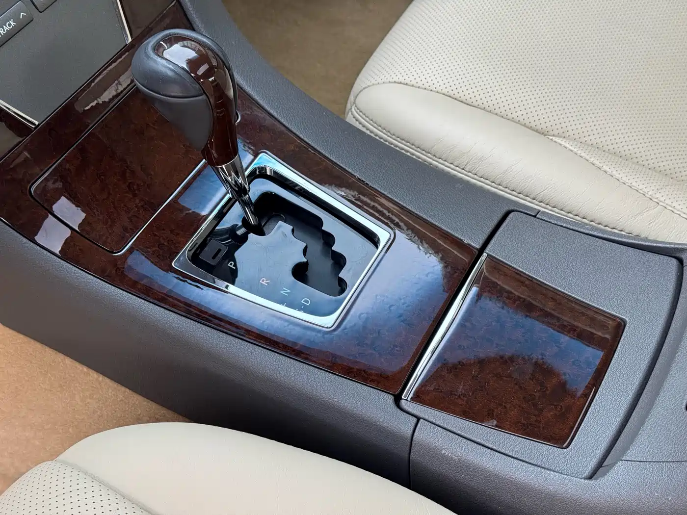 Lexus ES 2010 350 Luxury Edition фото 15