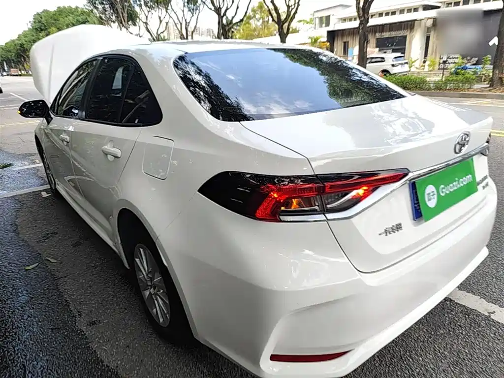Toyota Corolla 2019 1.2T S-CVT GL-i Elite Edition фото 5