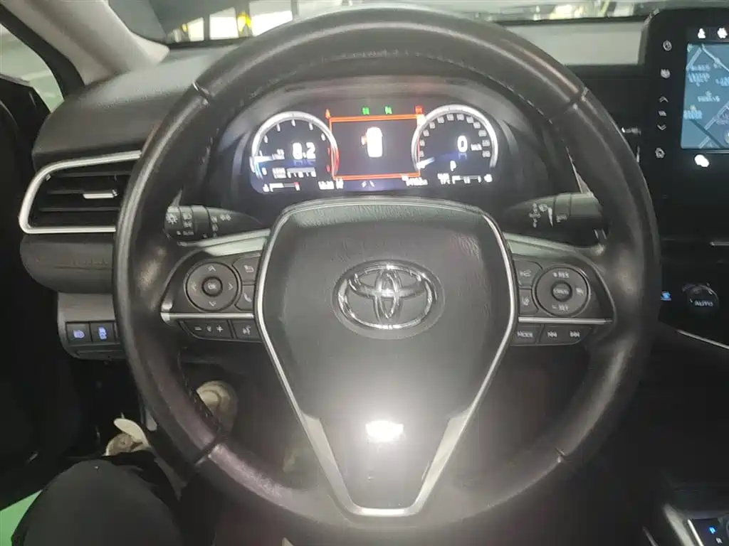 Toyota Camry 2021 2.5G Luxury Edition фото 11