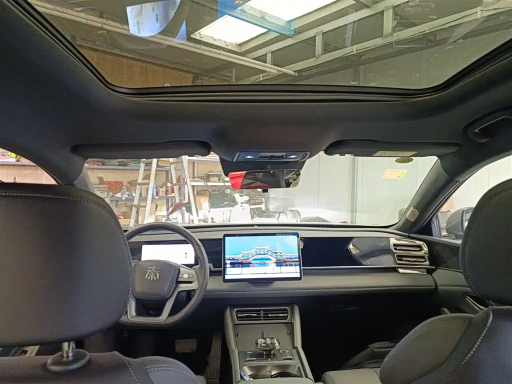 BYD Qin L 2025 DM-i Smart Drive 80KM Premium фото 18