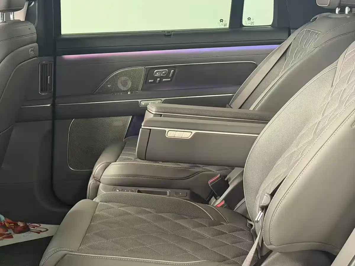 NIO ES8 2025 2025 Model 6-Seat Executive Luxury Edition