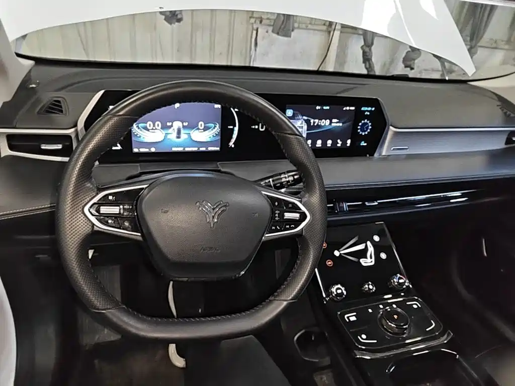 صورة 6 - Nezha Auto Neta U