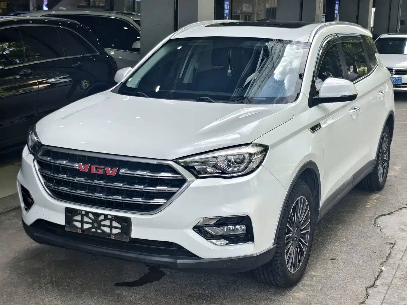 Sinotruk VGV VGV U70 2022 2021 1.5T Auto Comfort 7-seater