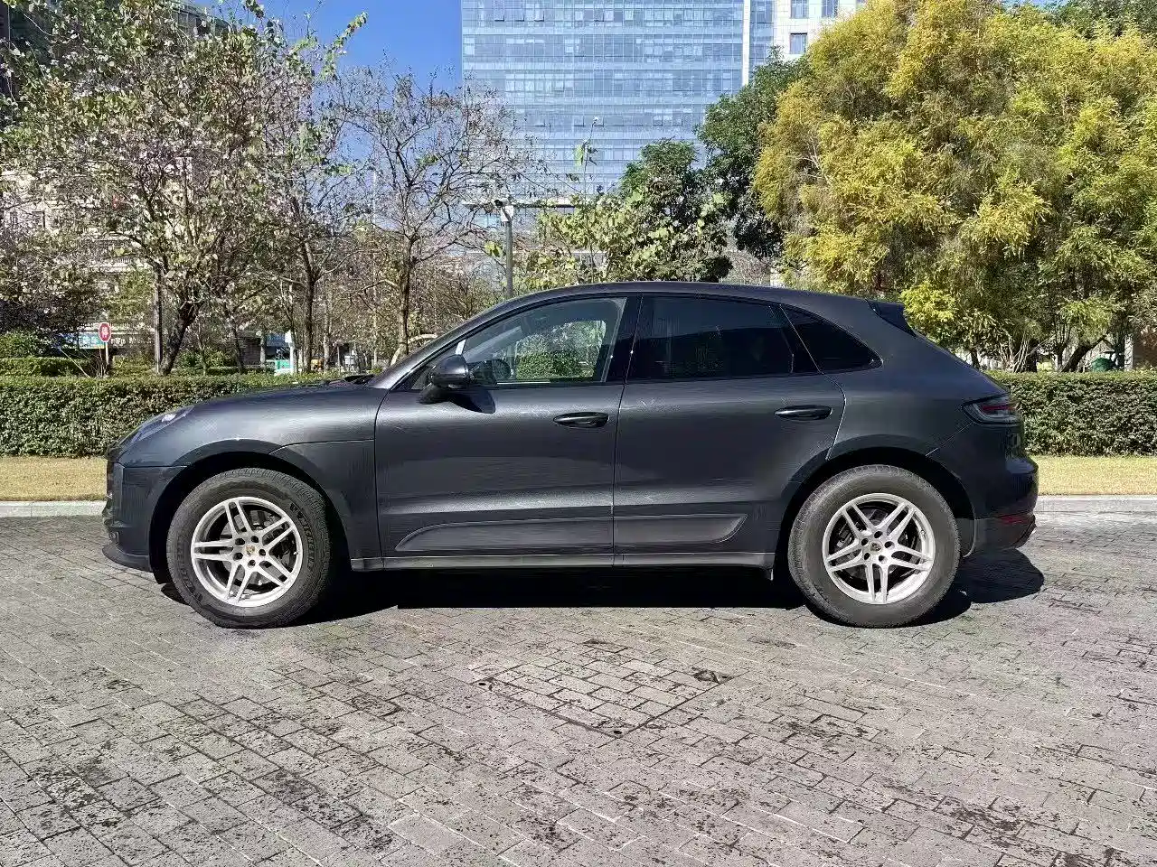 Porsche Macan 2018 Macan 2.0T фото 3