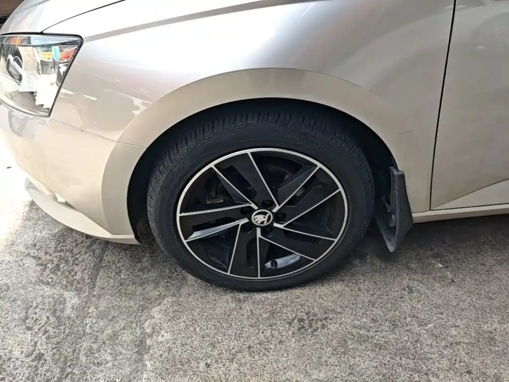 Škoda Fabia 2018 2017 1.6L Automatic Chuangxing Edition
