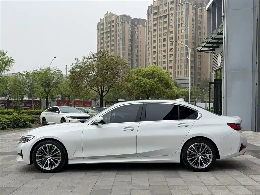 BMW 3 Series 2020 325Li Launch Edition фото 6