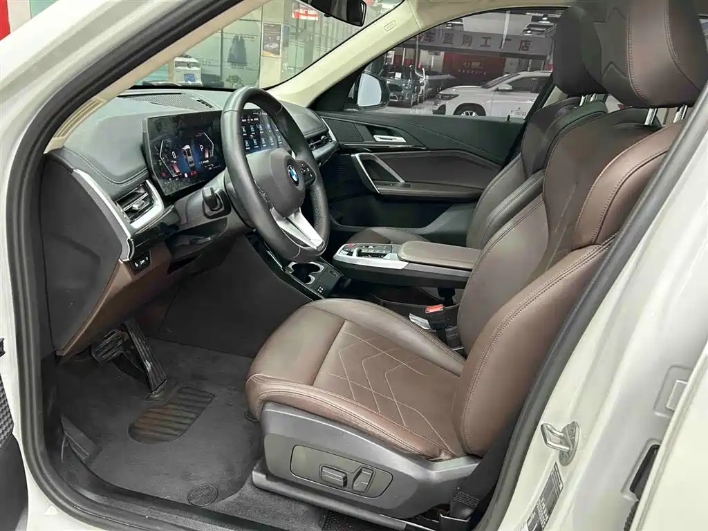 BMW X1 2023 sDrive20Li X Design Package фото 11