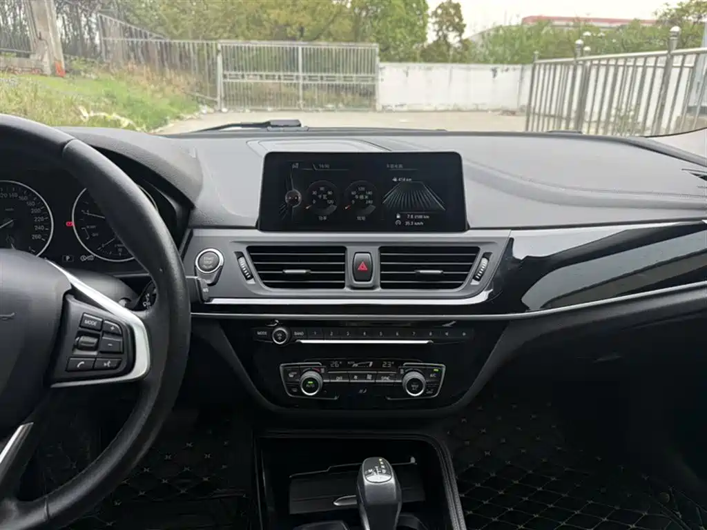 BMW 1 Series 2017 118i Design Package фото 5
