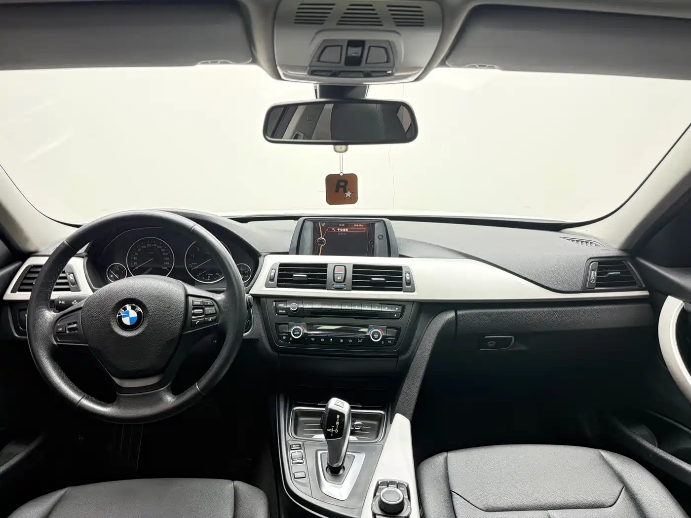 BMW 3 Series 2015 320Li Fashion фото 11