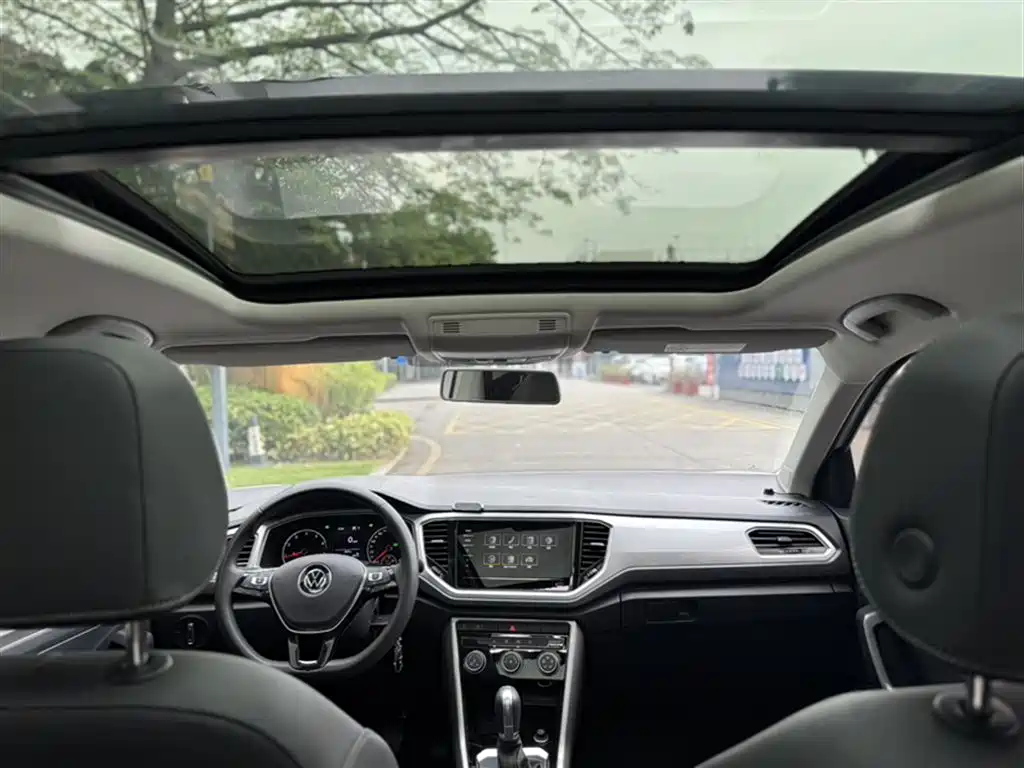 Volkswagen T-ROC 2021 Facelift 280TSI DSG 2WD Elite Smart Connect Edition фото 9