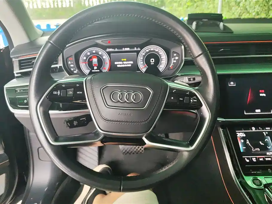 Audi A8 2021 A8L 55 TFSI quattro Premium фото 15