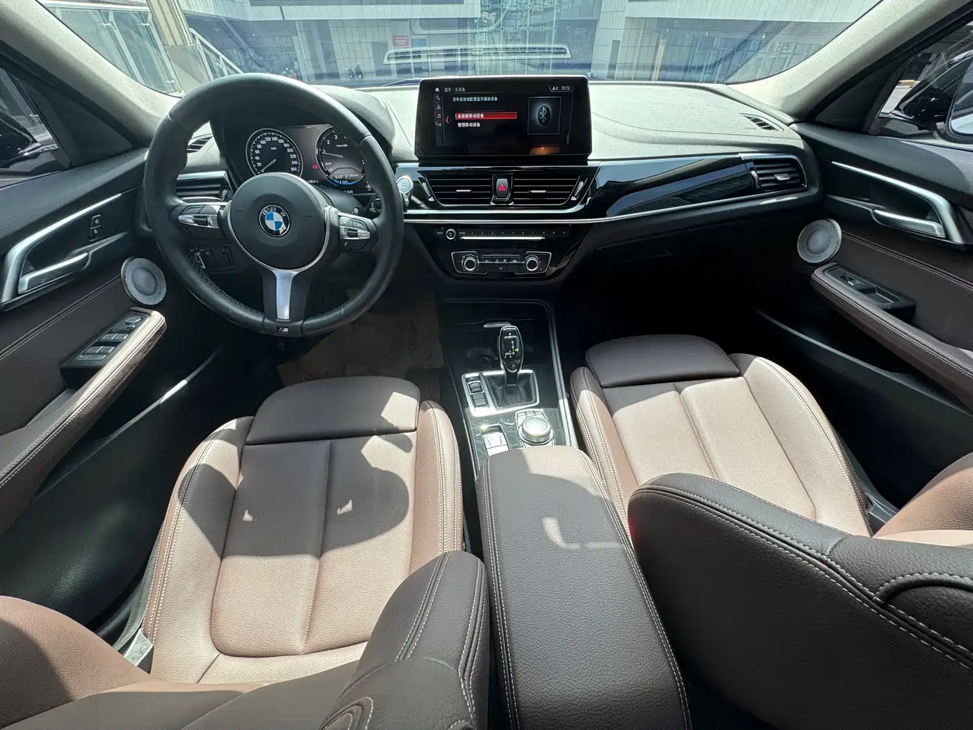 BMW 1 Series 2023 120i M Sport Shadow Edition фото 5