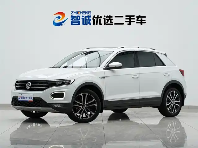 Volkswagen T-Roc 280TSI DSG, моноприводный, Comfort, PLUS