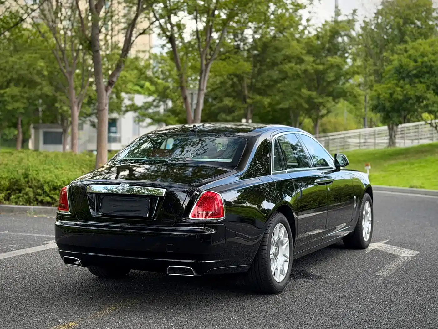Rolls-Royce Ghost 2012 2010 Model 6.6T Standard